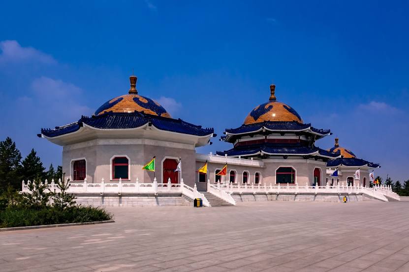 Mausoleum of Genghis Khan, 어얼둬쓰 시