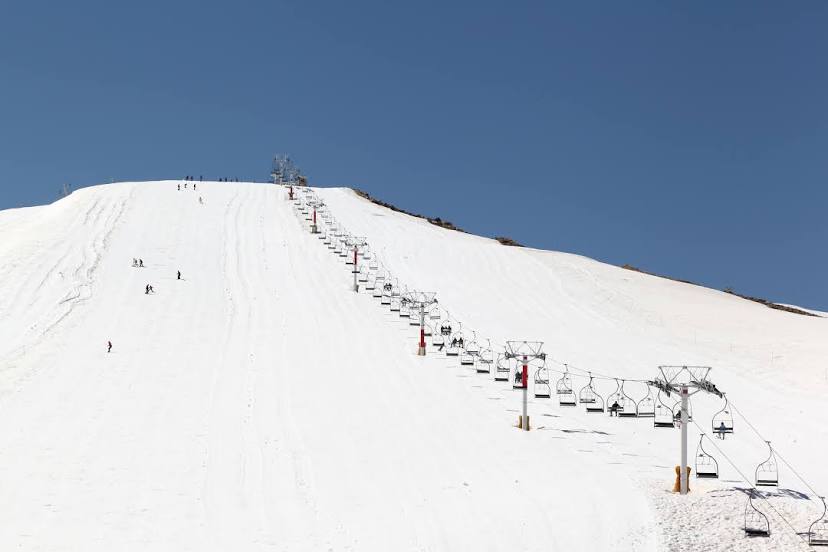 Mzaar Ski Resort kfardebiane Jonction slop, 