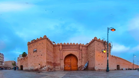 Bab Sidi Abdel Wahab, Ούτζα