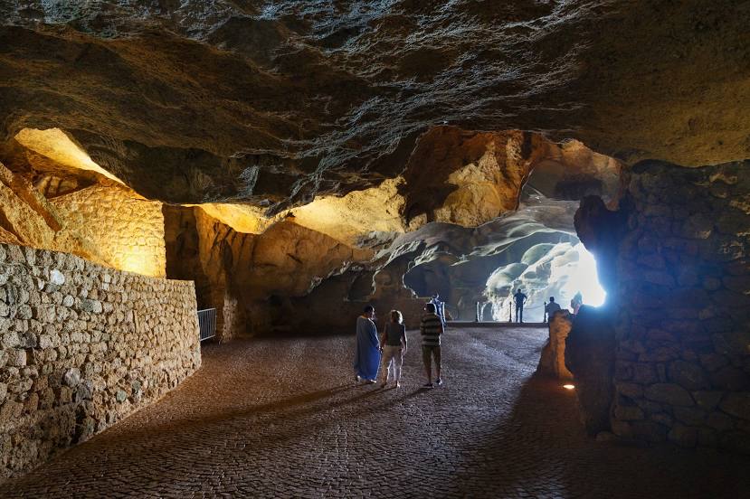 Hercules Caves, Ταγγέρη