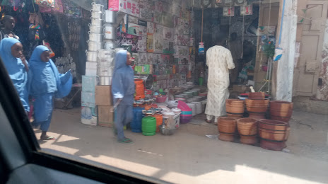caps sellers, Kano