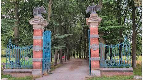 Abraham Ledeboer Park, 