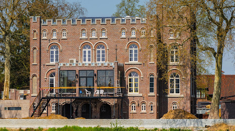 Nieuwenbroeck castle (Kasteel Nieuwenbroeck), Beesel