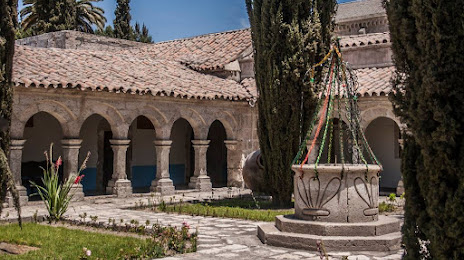 Monasterio y Museo de la Recoleta, 