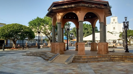 Plaza de Recreo de Arecibo, 