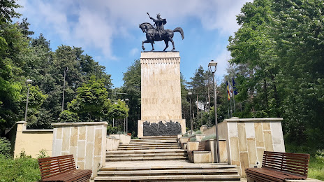 Equestrian statue of Ştefan cel Mare, Szucsáva