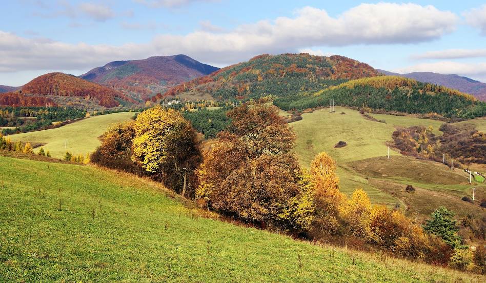 Sztrázsó-hegység, Považská Bystrica