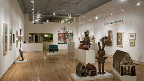 Intuit: The Center for Intuitive and Outsider Art, 