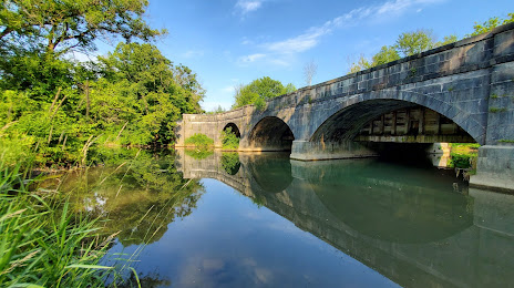 Nine Mile Creek Aqueduct, 