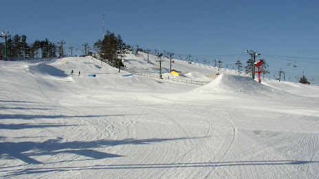 Pine Knob Ski Resort, 