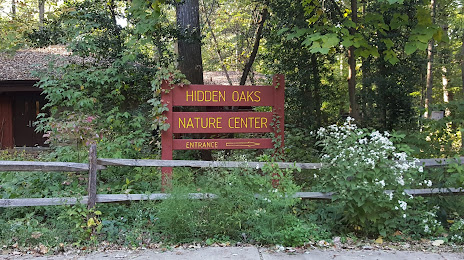 Hidden Oaks Nature Center, 