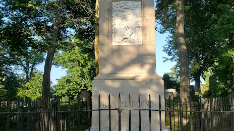 Frankfort Cemetery, 