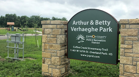 Arthur & Betty Verhaeghe Park, Overland Park