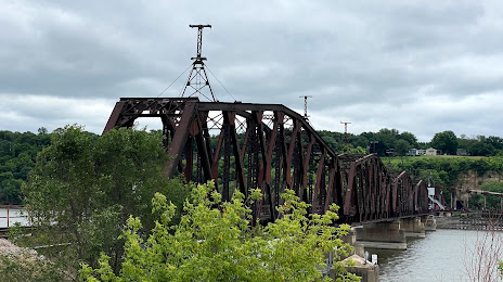 Dubuque Railroad Bridge, Дабек