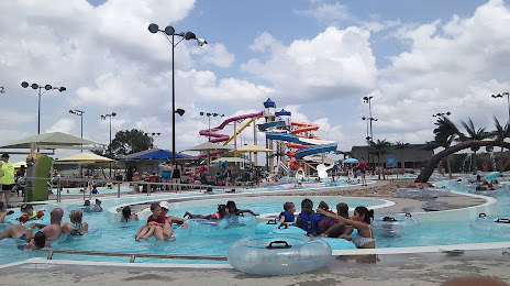 Parrot Island Waterpark, Fort Smith