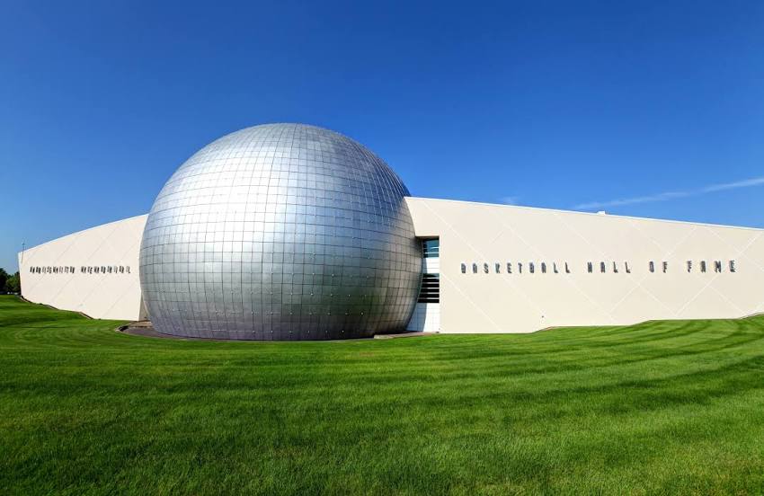 Naismith Memorial Basketball Hall of Fame, West Springfield