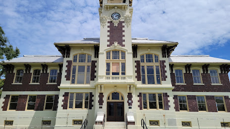 1911 Historic City Hall, 