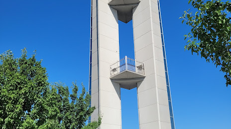 Lewis And Clark Confluence Tower, 