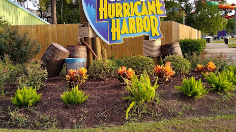 Hurricane Harbor Splashtown, 