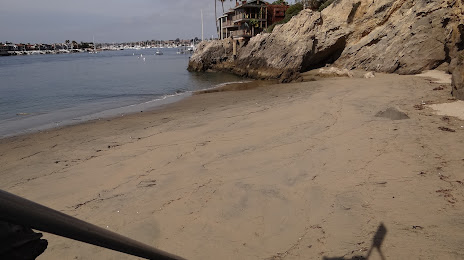 Pirate's Cove Beach, Newport Beach