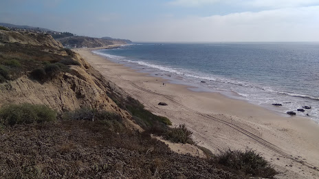 Pelican Point Picnic Area #4, Crystal Cove State Park, Ньюпорт Бич