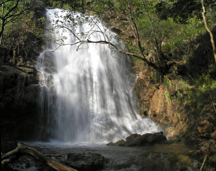 Escondido Falls, 
