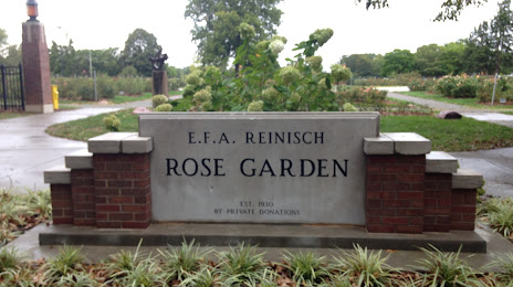 Reinisch Rose Gardens, 