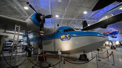 Hiller Aviation Museum, 