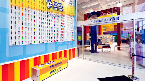 PEZ Visitor Center, New Haven