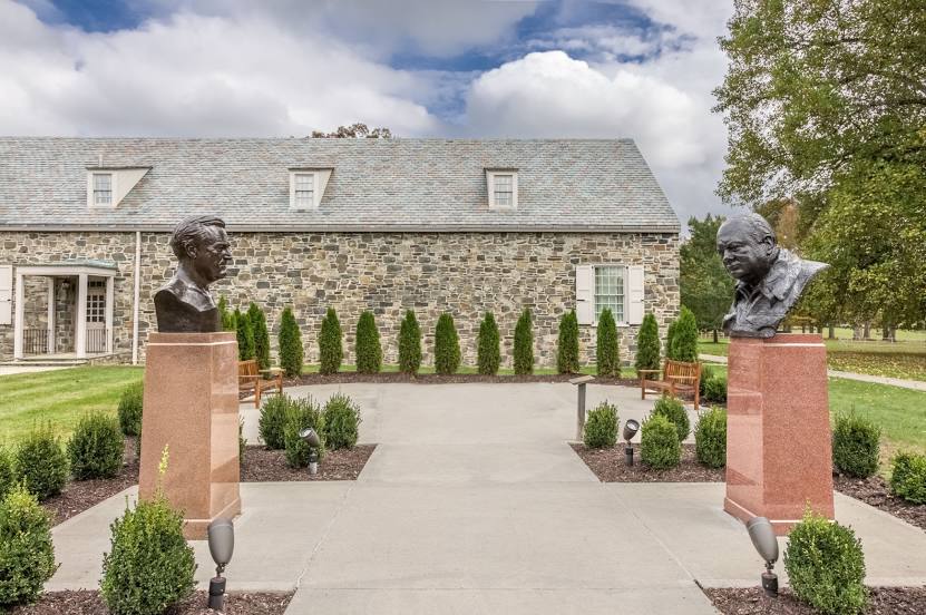 Franklin D. Roosevelt Presidential Library and Museum, Поукипзи