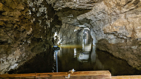 Lockport Caves, 