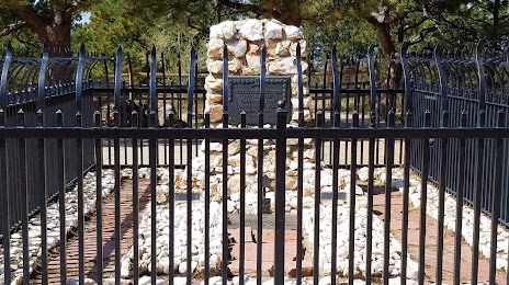 The Buffalo Bill Museum and Grave, 