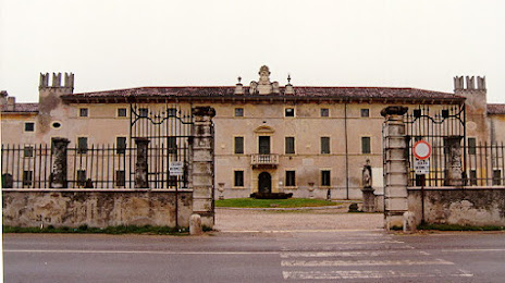 Villa Balladoro, Villafranca di Verona