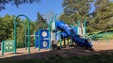 Peaks View Park and playground, Lynchburg