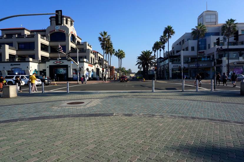 Downtown HB, 