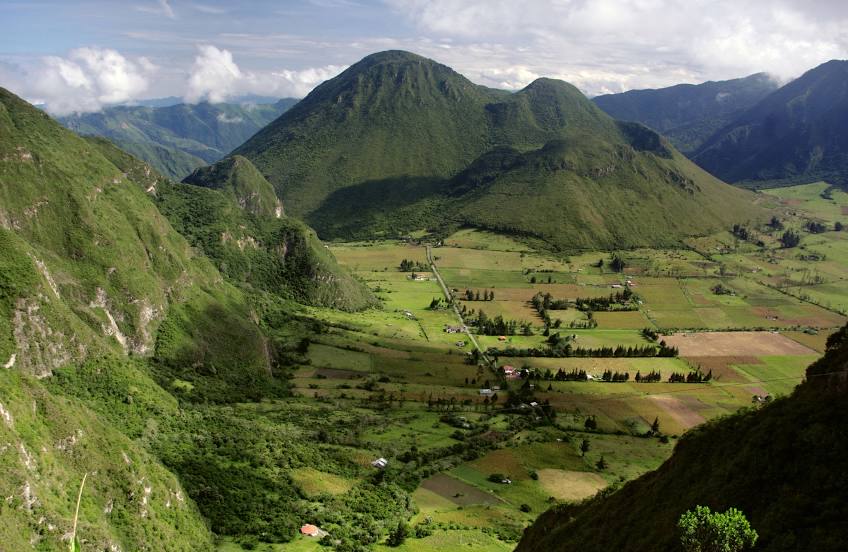 Pululahua Geobotanical Reserve, Quito
