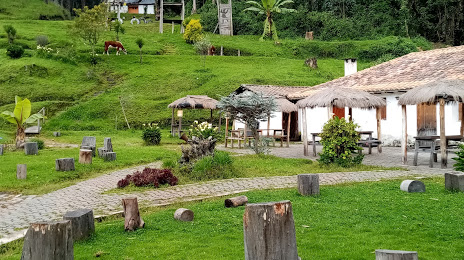 Molinuco Ecuador, Quito
