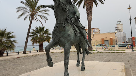 Statua di Re Manfredi, Manfredonia