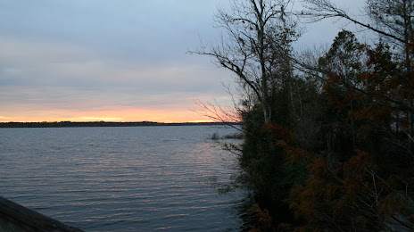 Lake Ashby, 