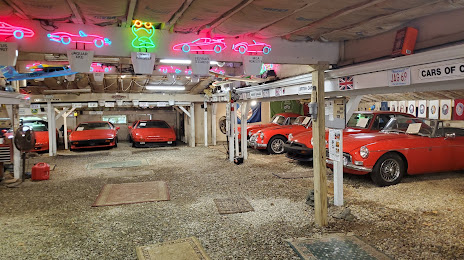 Toad Hall Classic Car Museum, 