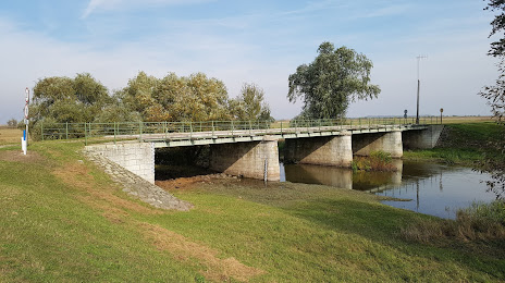 Szent Ágota-híd, Пюшпйокладань