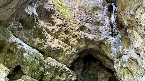 Jankovich-barlang, Esztergom