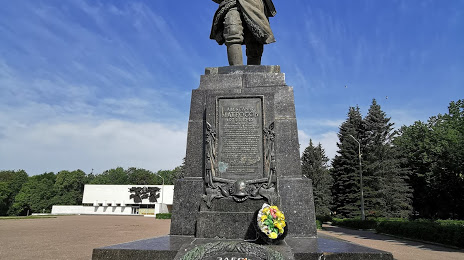 Monument to Alexander Matrosov, Velíkiye Luki
