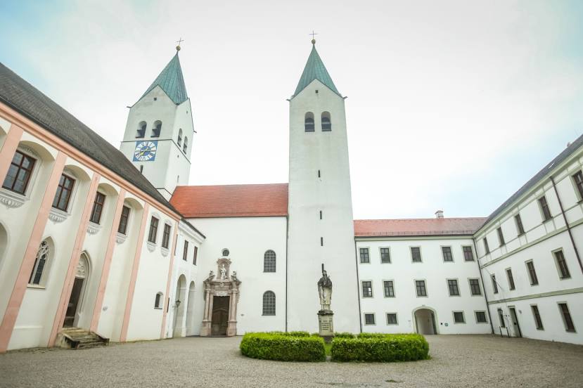 Freising Cathedral, 