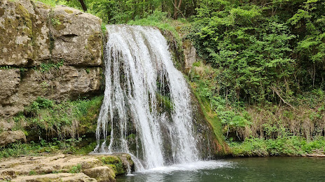 Ivanili Waterfall, 