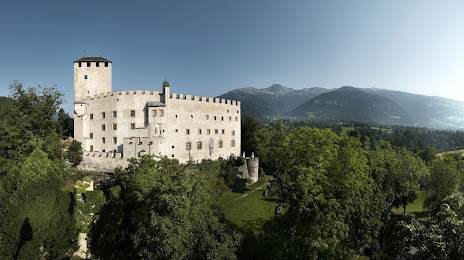 Schloss Bruck, Lienz