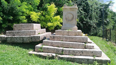 Tomba della Vestale Cossinia, 