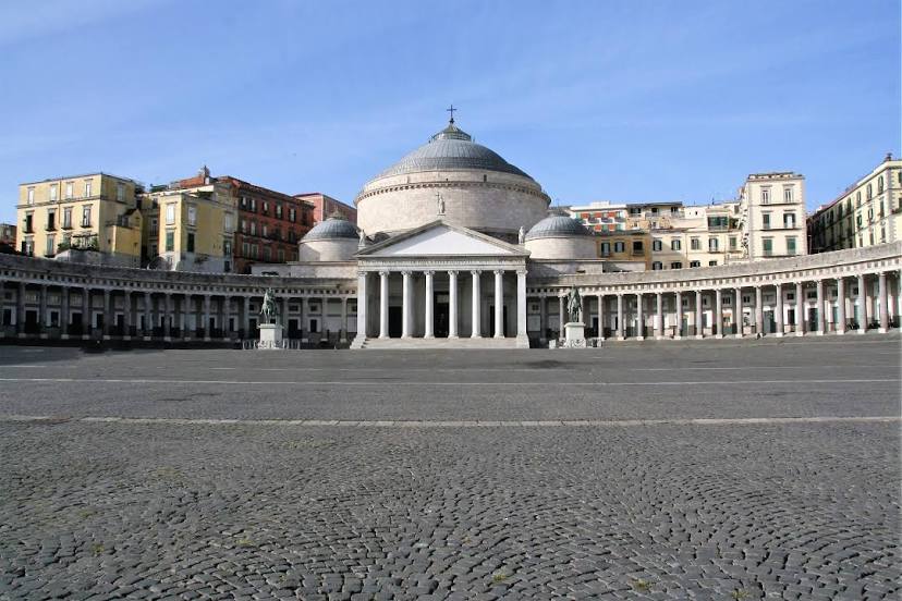 Piazza del Plebiscito, Napoli