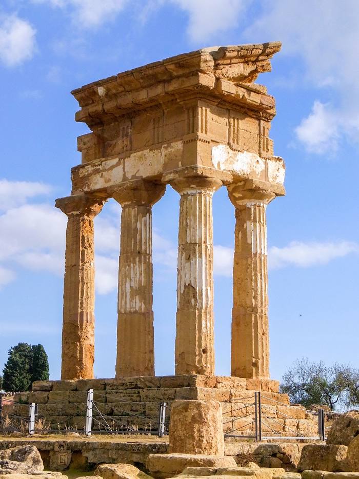 Tempio dei Dioscuri, Favara
