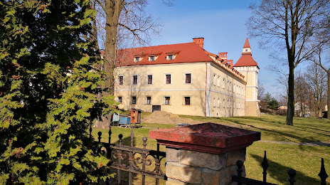 Old Castle Tarnowice (Zamek w Tarnowicach Starych), 